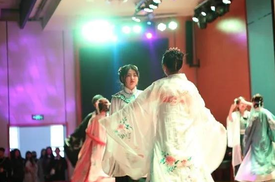 微信截图_20201112144105.png 微信截图_20201112144105.png